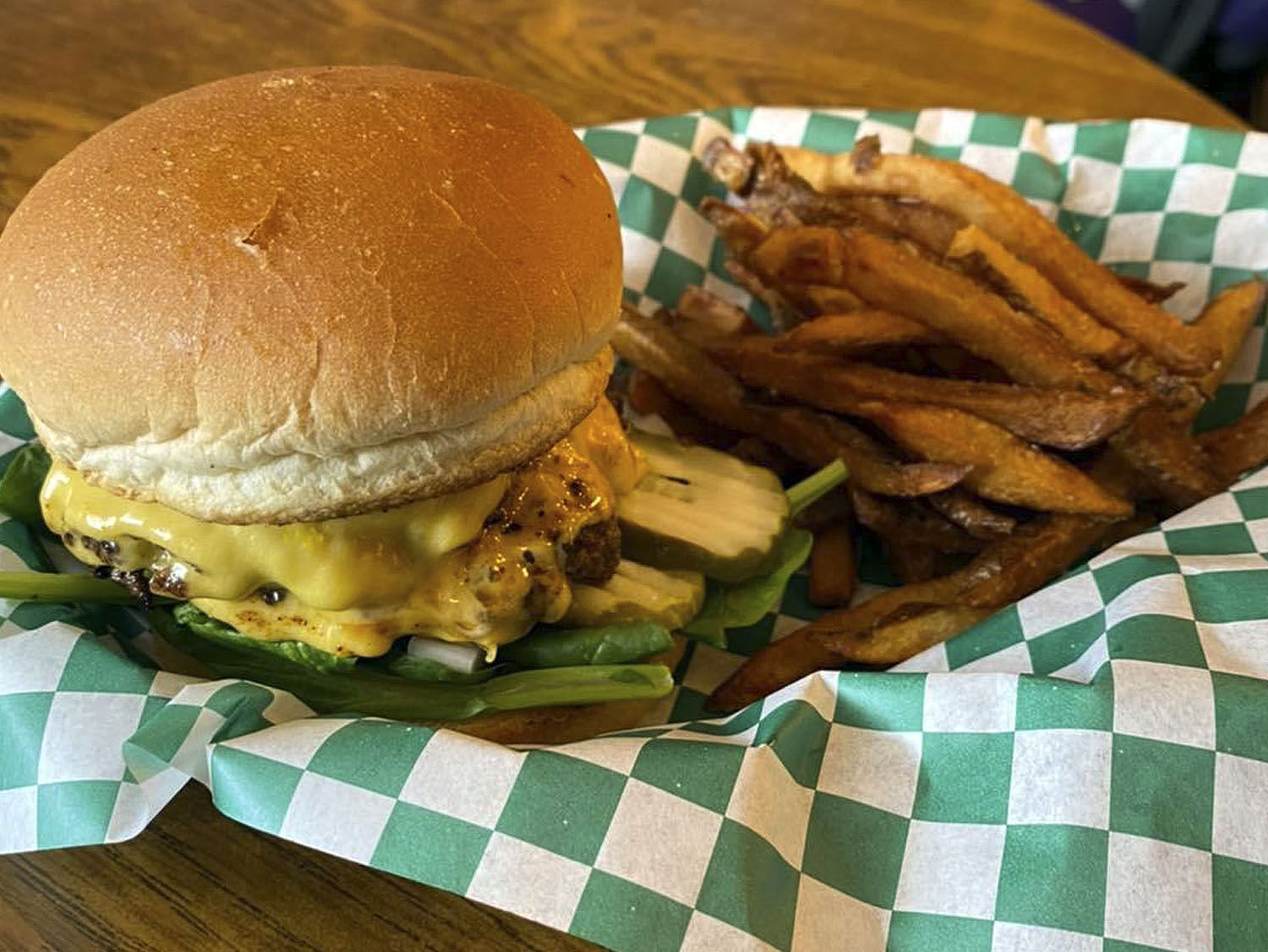 Green Room Burgers and Beer